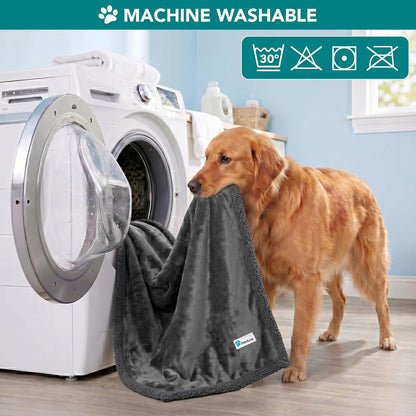 Extra-Large Dog Blanket for Bed - Soft Reversible Fleece and Sherpa Furniture Protector for Large Dogs and Cats, Washable Twin Size 60x80 in Solid Dark Gray