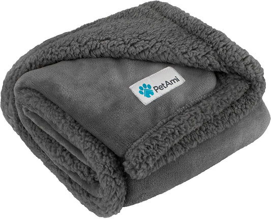 Extra-Large Dog Blanket for Bed - Soft Reversible Fleece and Sherpa Furniture Protector for Large Dogs and Cats, Washable Twin Size 60x80 in Solid Dark Gray